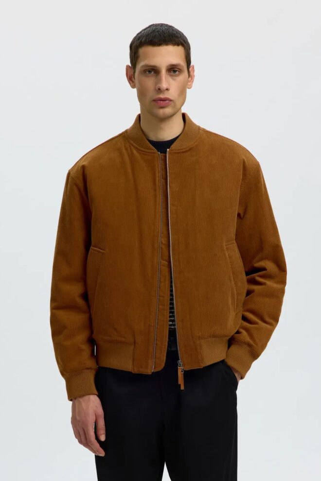 JACKE 16102097 SLMDANIEL MONKS
