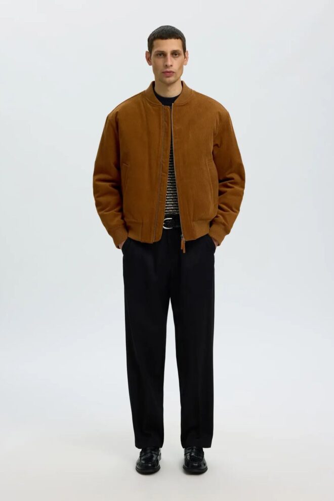 JACKE 16102097 SLMDANIEL MONKS