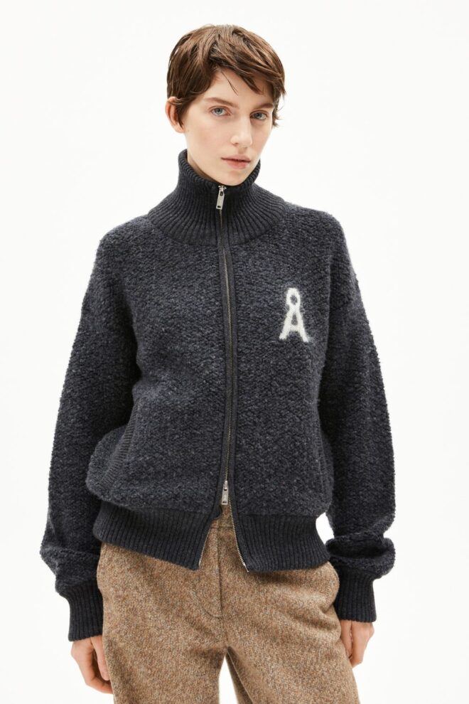 JACKE 30007849 GWENAA 3029