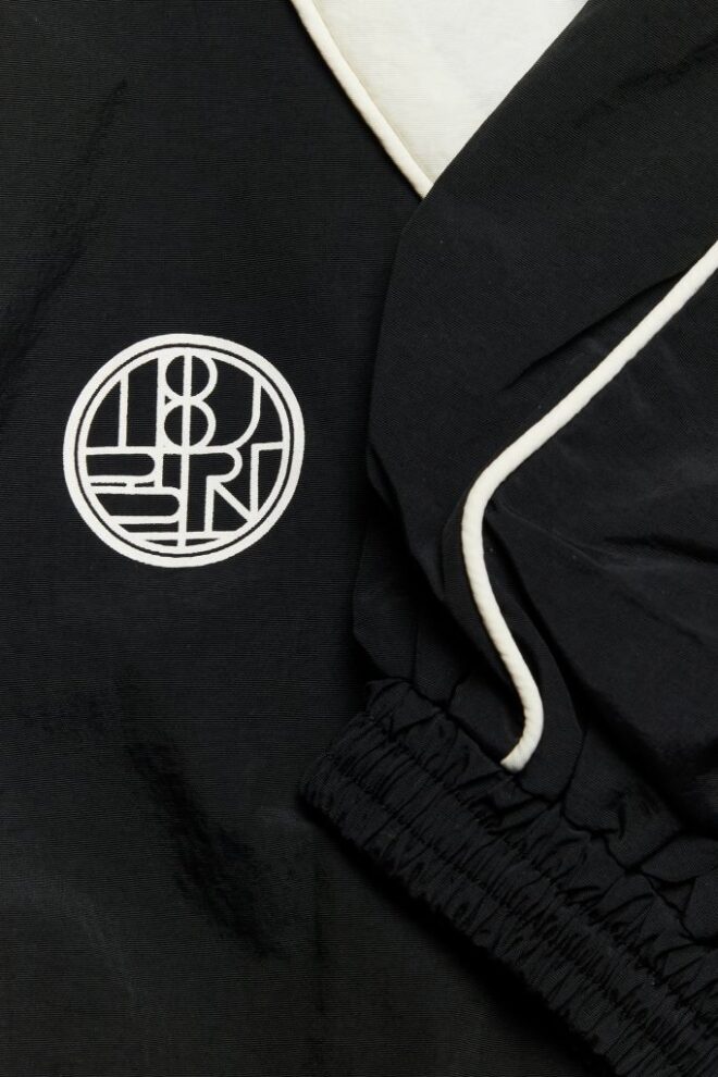 JACKE WBPIKO JACKET BLACK