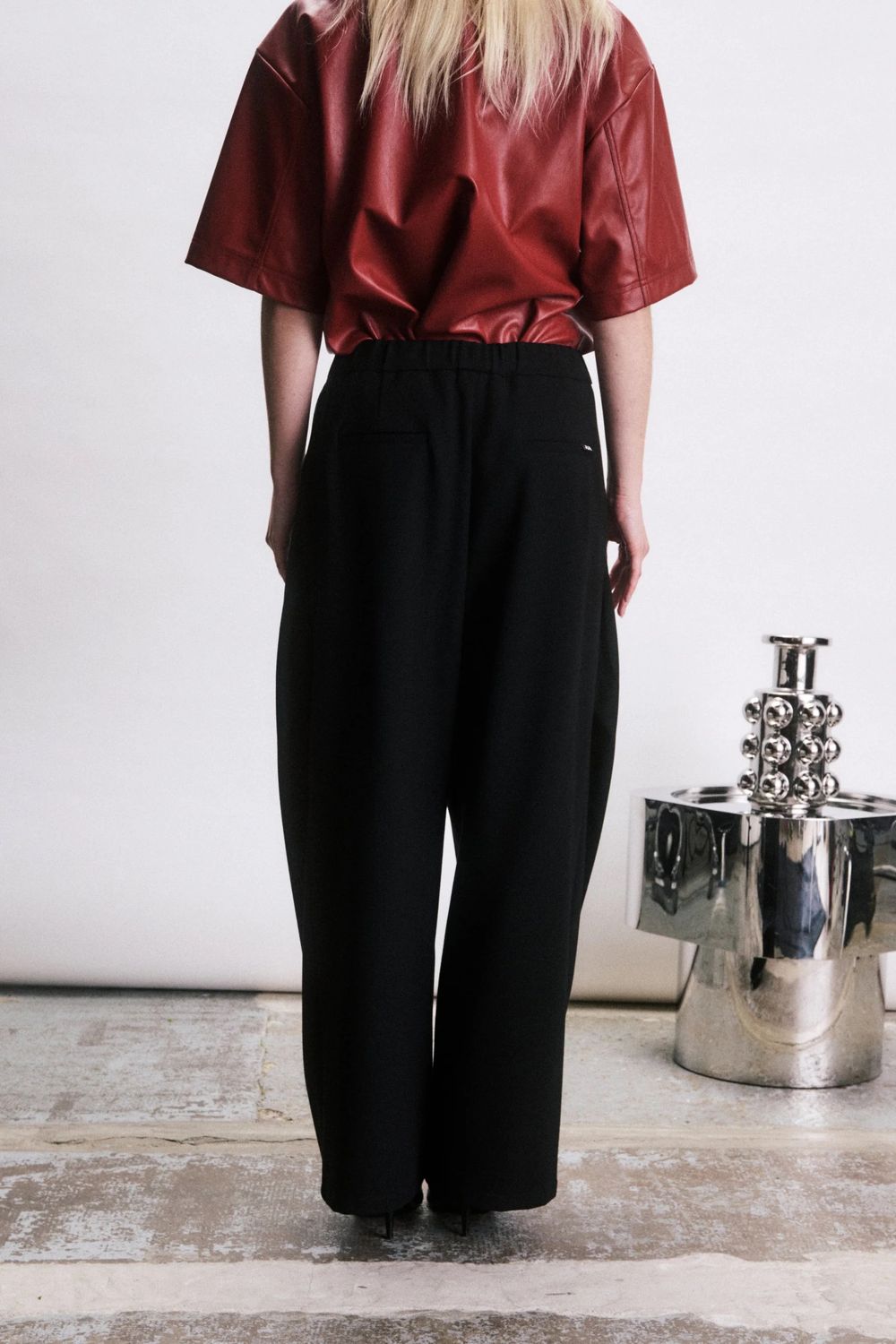 HOLDEN PANT NOIR4.jpeg