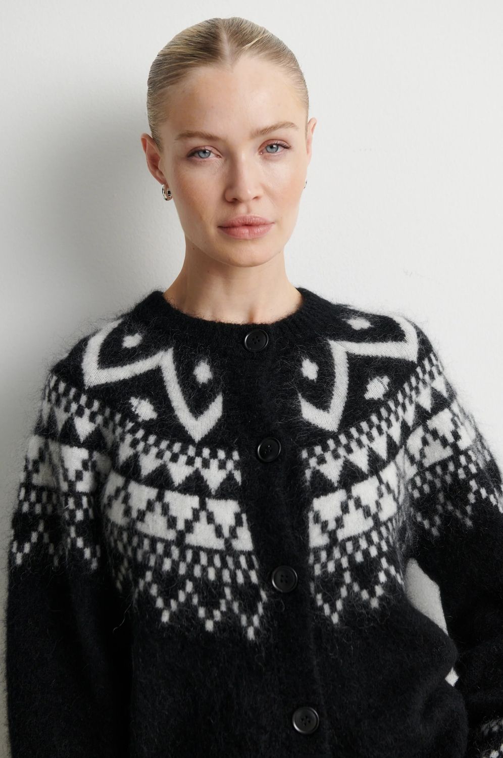 KALIA KNIT CARTIGAN BLACK4.jpeg
