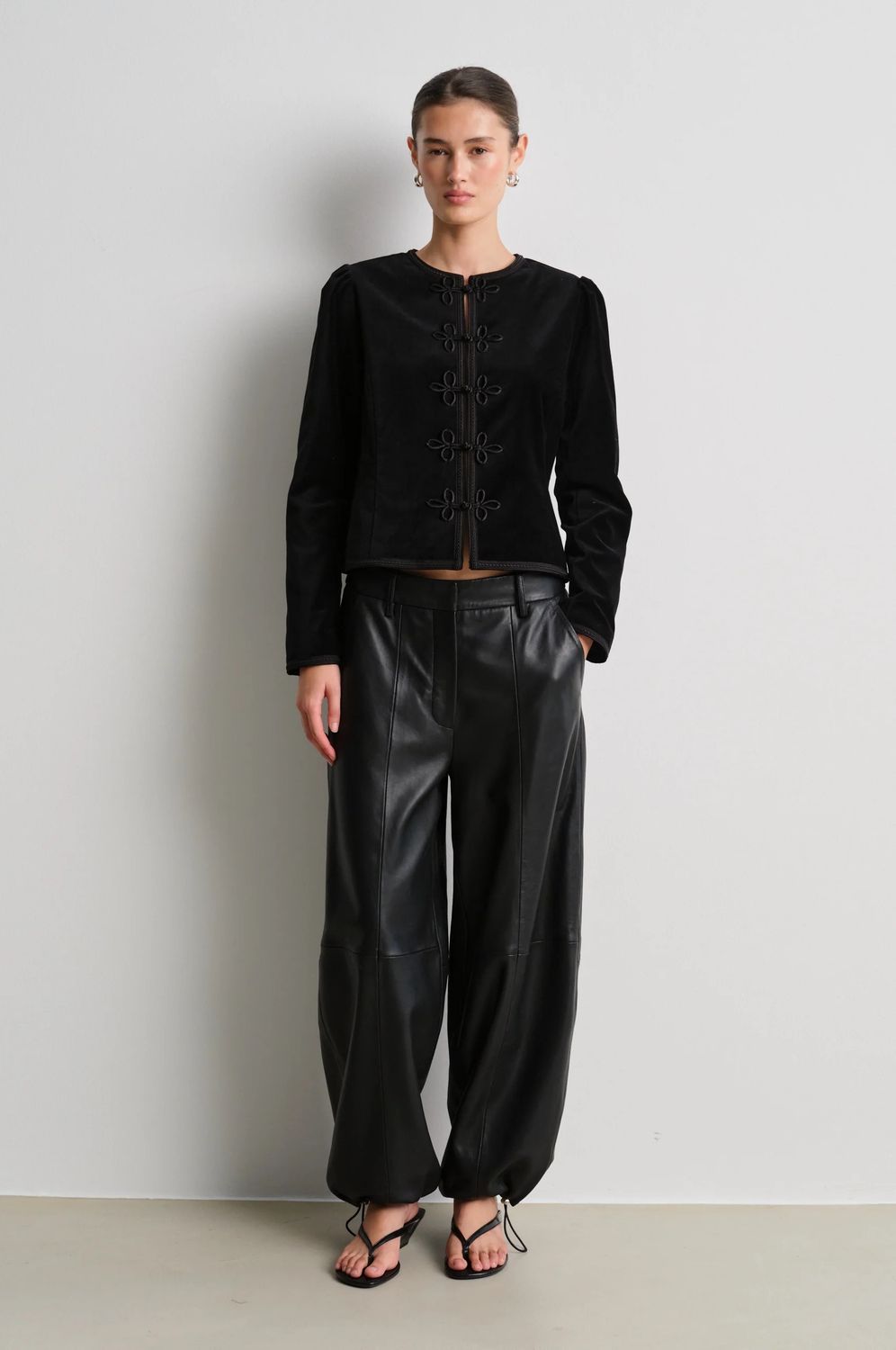 JOLINA JACKET BLACK5.jpeg