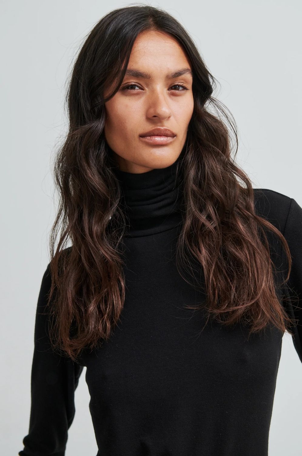 MATIMA T-NECK BLACK2.jpeg