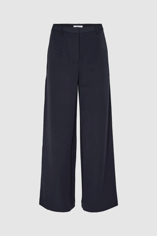 HOSE                                            LESSA E54 687