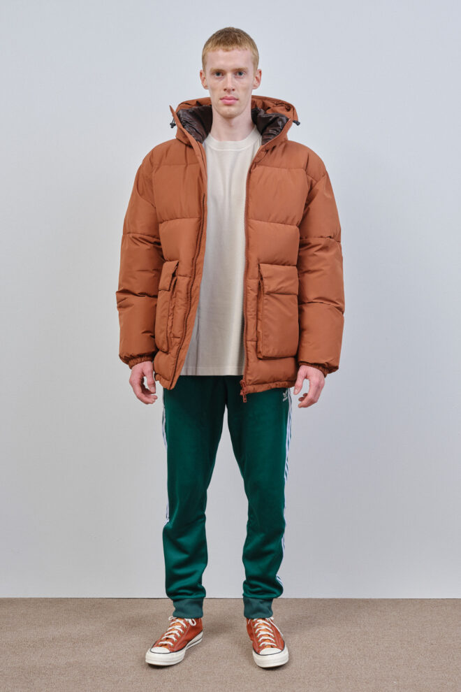 JACKE RAWDON PUFFER JACKET BISQUIT