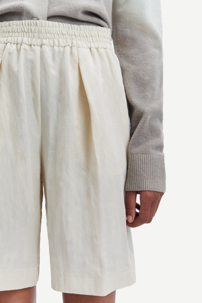 SHORT JULIA SHORTS 14653 BROWN RICE