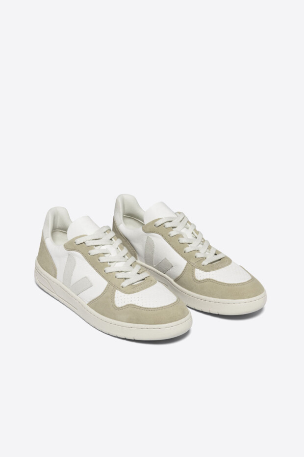 SNEAKER VEJA