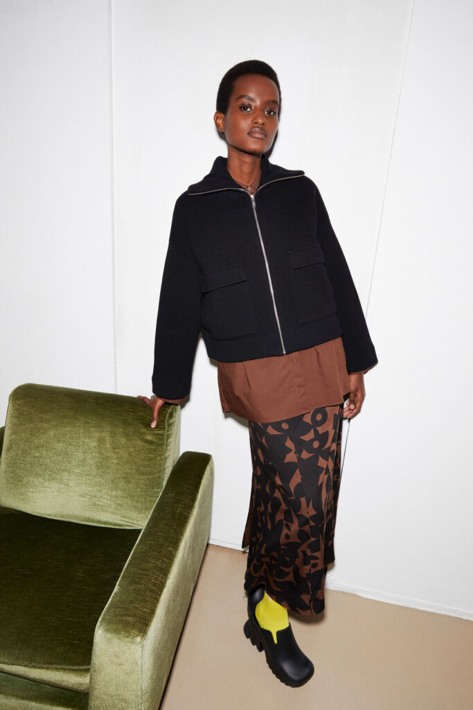 JACKE 30005160 JOANNAA 1870 BLACK-BLACK