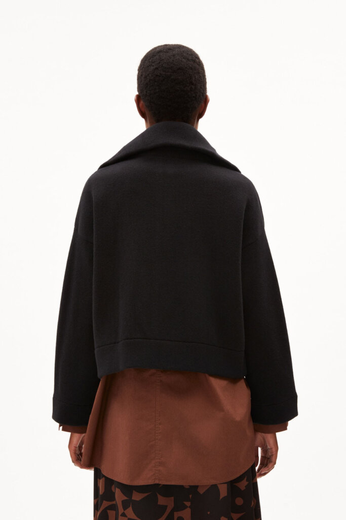 JACKE 30005160 JOANNAA 1870 BLACK-BLACK