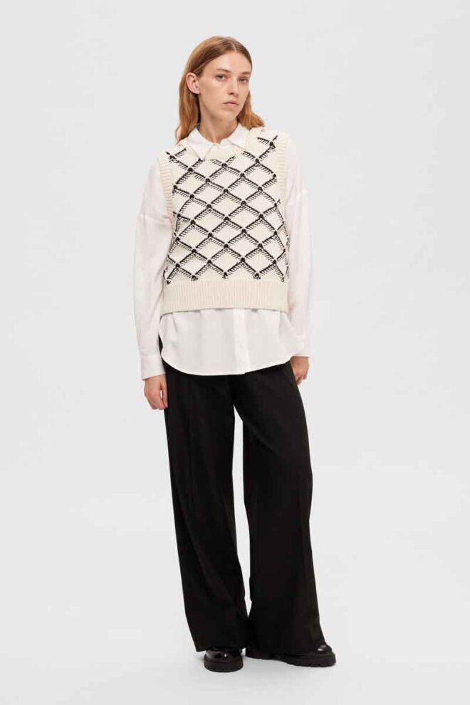 PULLUNDER 16090315 SLFOLIVIA CROPPED BIRCH