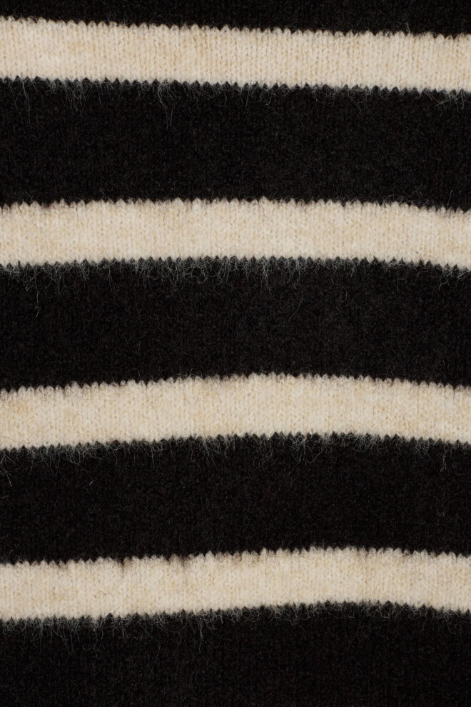 PULLOVER MOSTRIBA 2825 999 BLACK