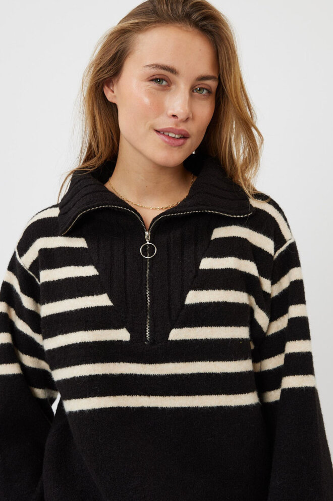 PULLOVER MOSTRIBA 2825 999 BLACK