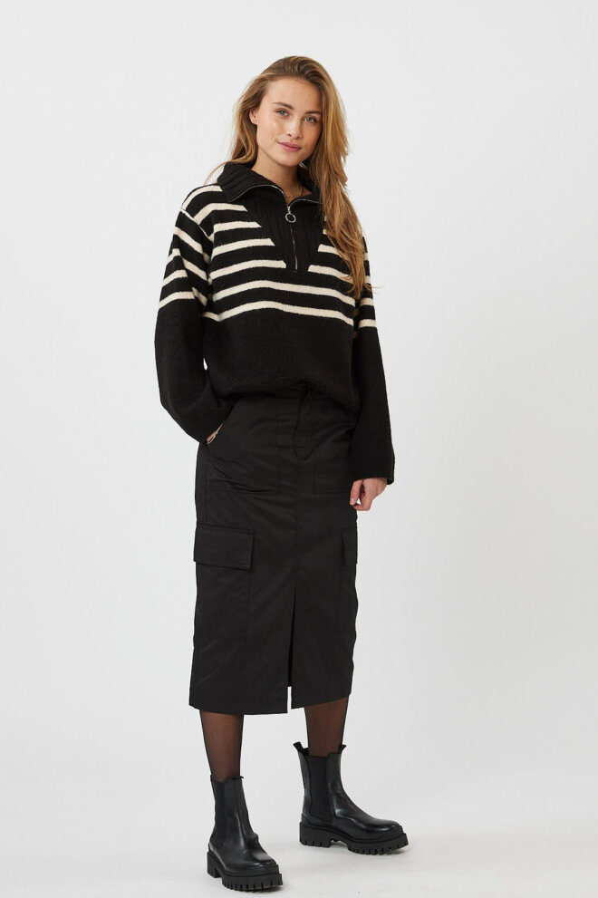 PULLOVER MOSTRIBA 2825 999 BLACK