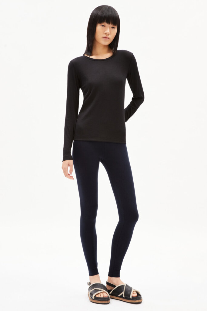 SHIRT 30002700 JAALEAA 105 BLACK