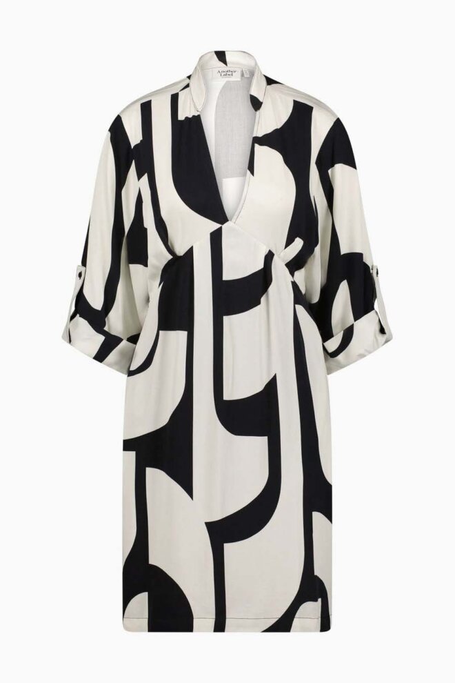KLEID AMILIA SHORT GRAPHIC DRESS