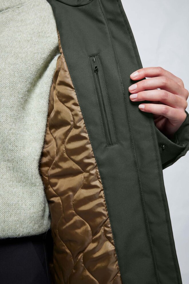 JACKE ELVIRA SHELTER GREEN