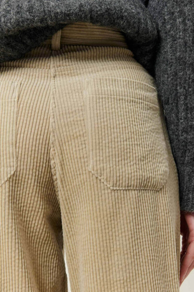 HOSE INSTA HELLO TRAVERTIN